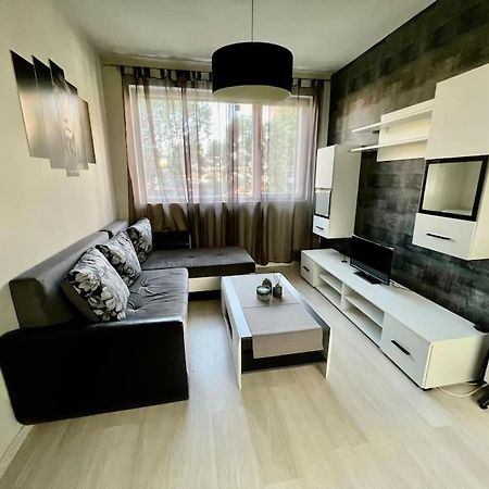 Sof Apartment'S โซเฟีย ภายนอก รูปภาพ